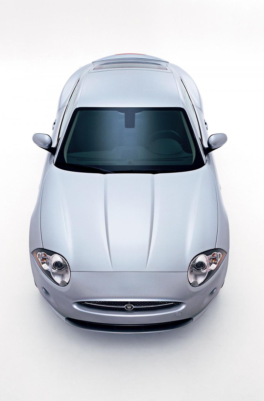  Jaguar XK 2005 года  (фото 18 из 28)